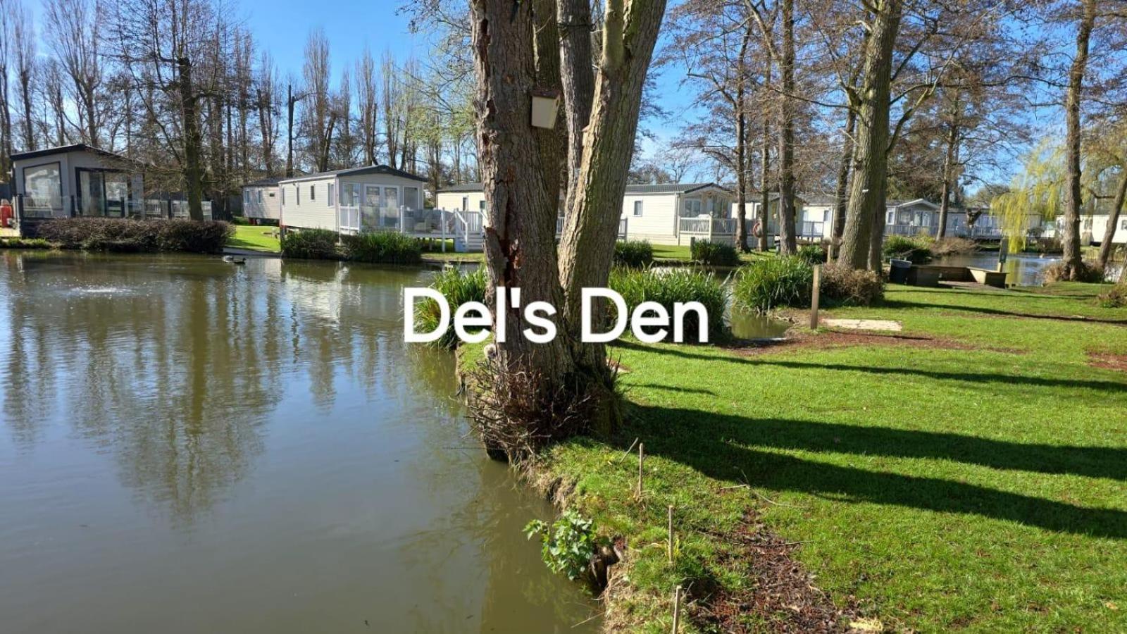 Del'S Den Lakeside Weeley Bridge Exteriör bild